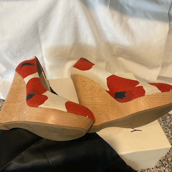 Yves Saint Laurent Poppy Print Canvas Maryna Cork Wedges - Picture 4 of 8